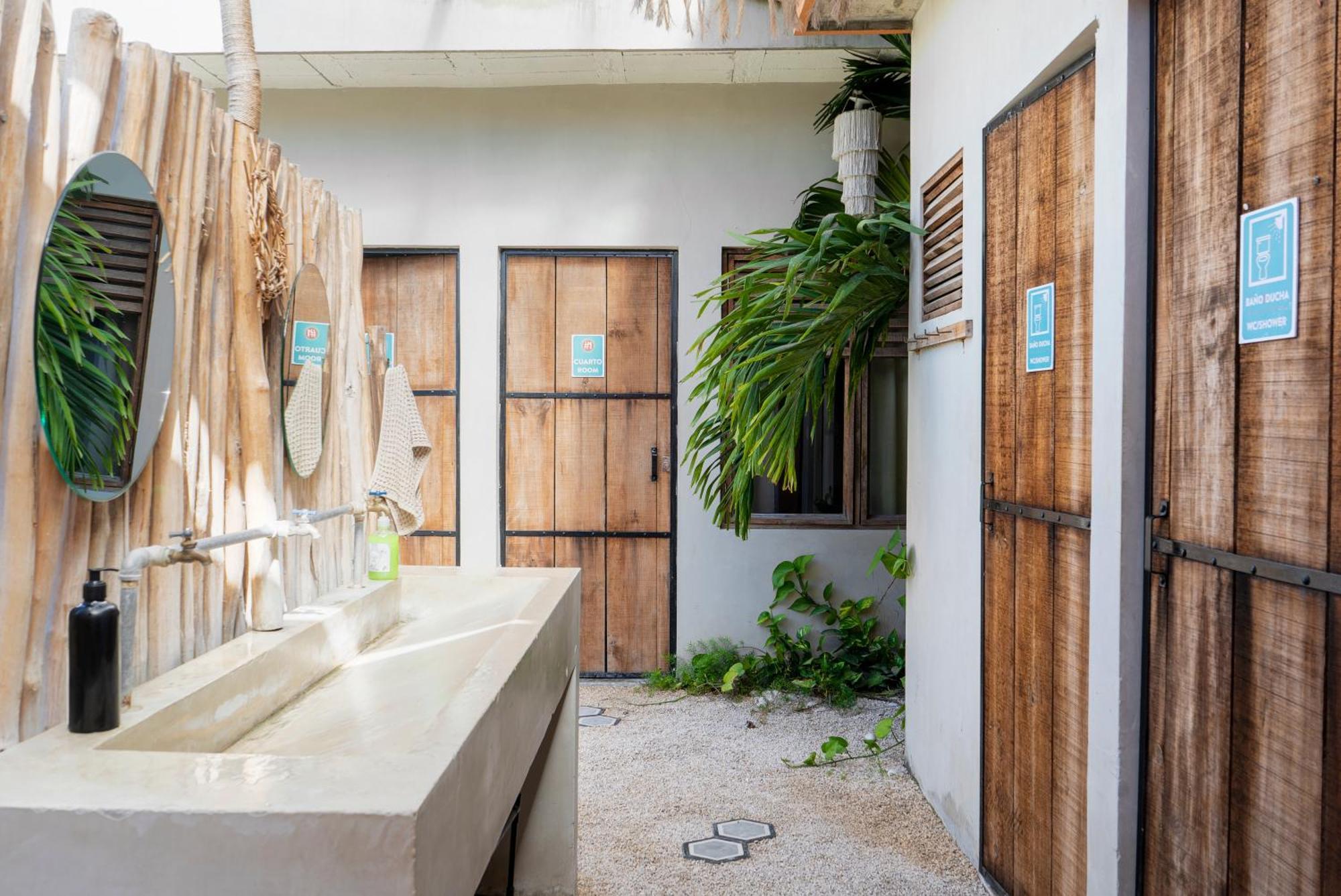 Hostal Dona Lucha Tulum Pueblo Buitenkant foto